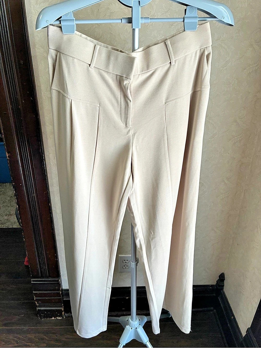 OGL Wide Leg Trousers in Beige Size Large NWT - Picture 1 of 7